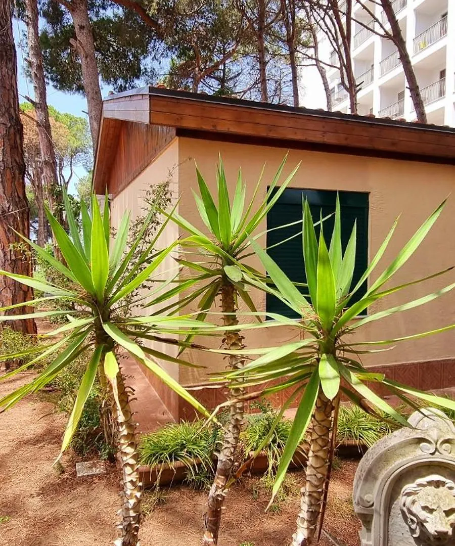 Bezhani Villa Golem  Albanien