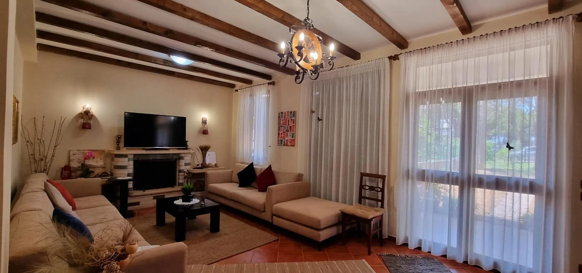 Bezhani Villa Golem  Golem (Tirana)