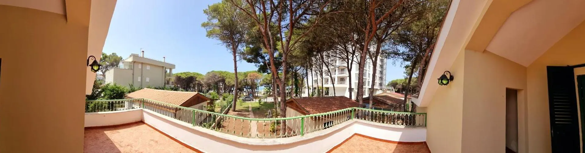 Bezhani Villa Golem  0*, Golem (Tirana)