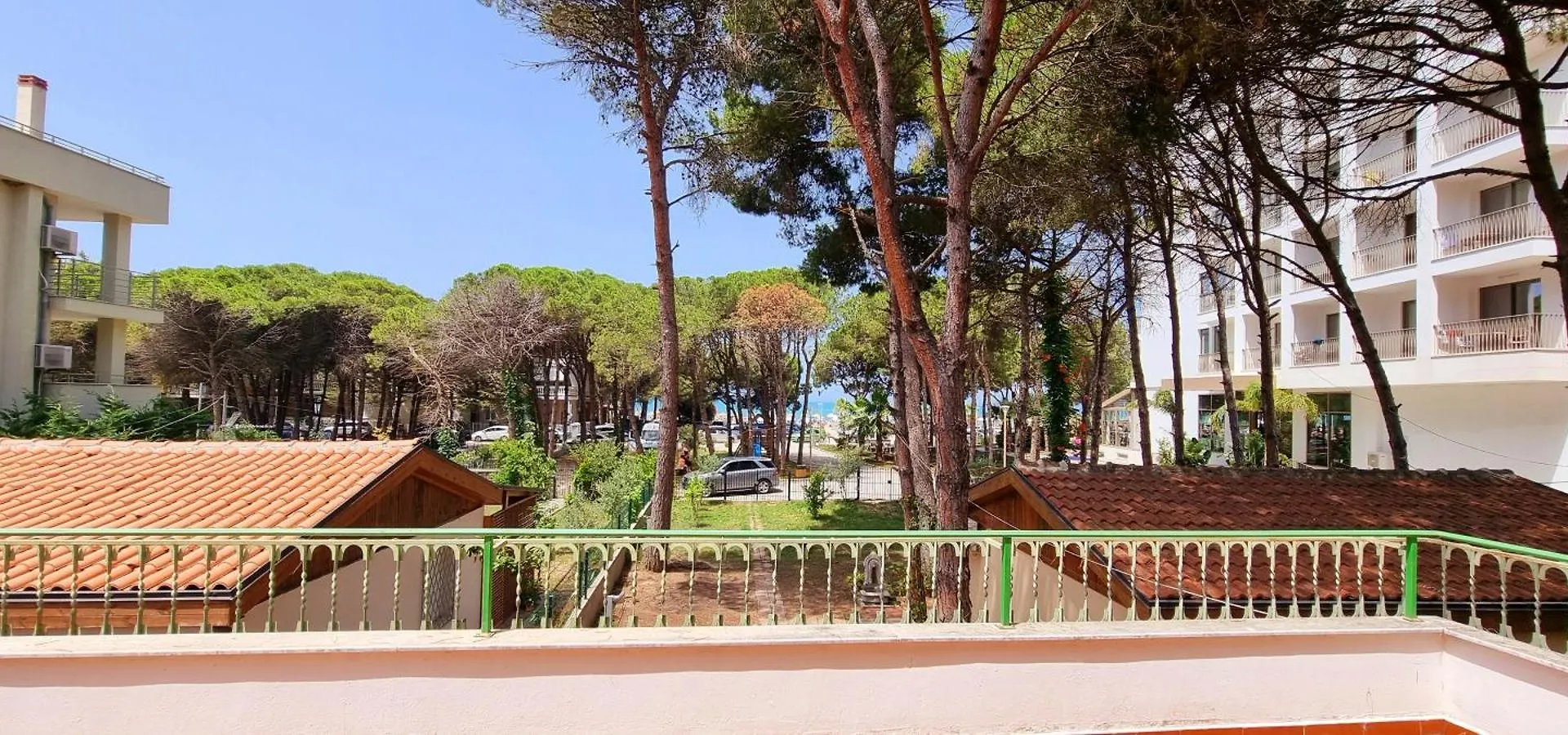 Bezhani Villa Golem  0*, Golem (Tirana)