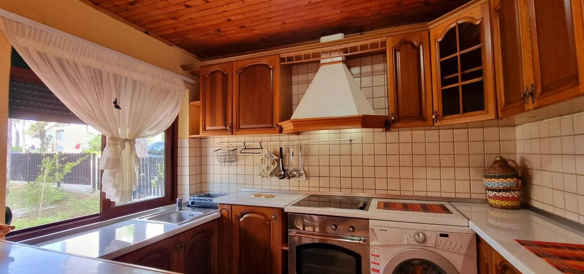 Bezhani Villa Golem