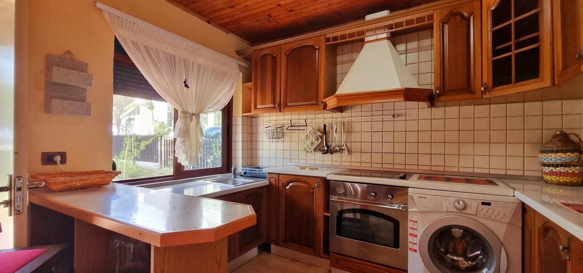 Bezhani Villa Golem  0*, Golem (Tirana) Albania