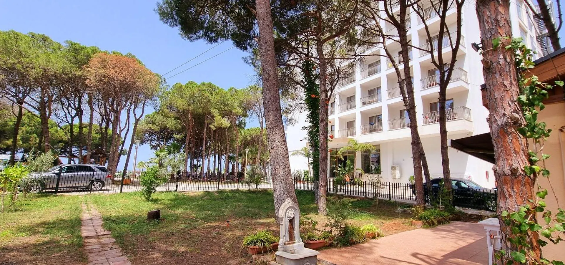 Bezhani Villa Golem  Golem (Tirana)
